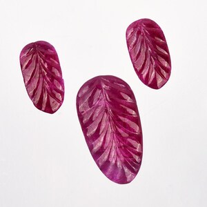 Certified Natural Ruby Carved Loose Gemstone 3 Pcs 30.73 Ct For Pendant Earring