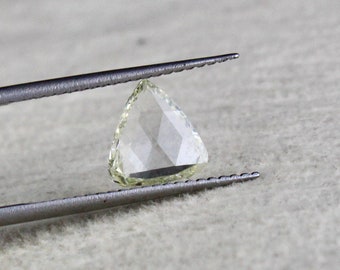 NATURAL Rose Cut DIAMOND Triangle  Shape 0.90 Carats GEMSTONE For Ring/Pendant