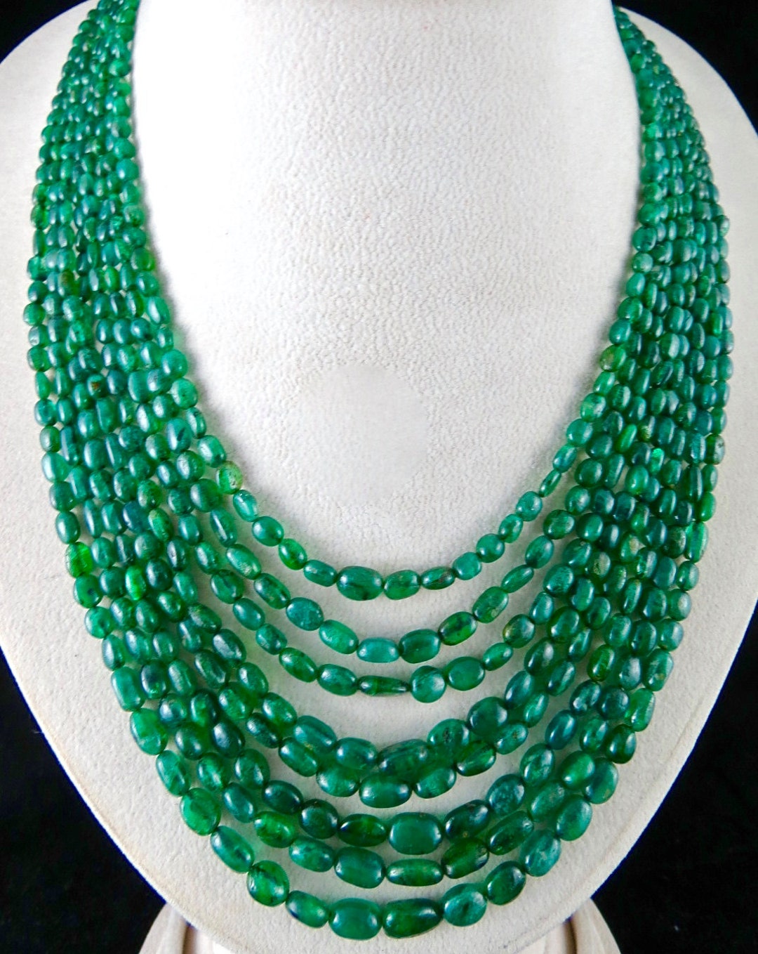 認定天然エメラルドビーズ 8 L 512 カラット グリーン ジェムストーン