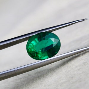 Top Natural Emerald Oval Cut 3.86 Carats 11X8mm Precious Gemstone Ring Pendant image 1