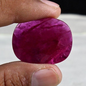 Large Mozambique Ruby Oval Cut Gemstone (38.40 Carats, Heated) – Stunning for Rings or Pendants