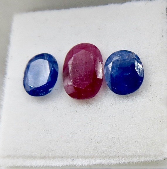 Blue ruby price sale