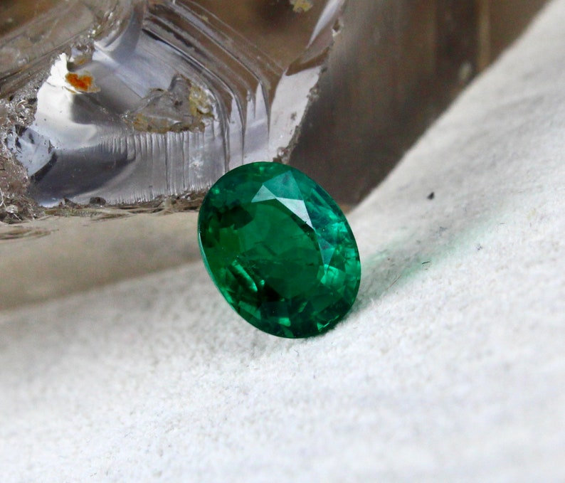 Top Natural Emerald Oval Cut 3.86 Carats 11X8mm Precious Gemstone Ring Pendant image 10