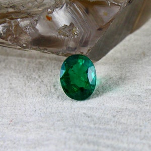 Top Natural Emerald Oval Cut 3.86 Carats 11X8mm Precious Gemstone Ring Pendant image 8