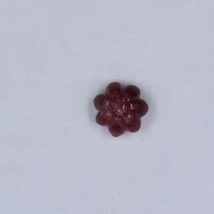 Best 9.11 Cts Old Mines NATURAL RUBY Carved Flower Gemstone For DESIGNING image 5