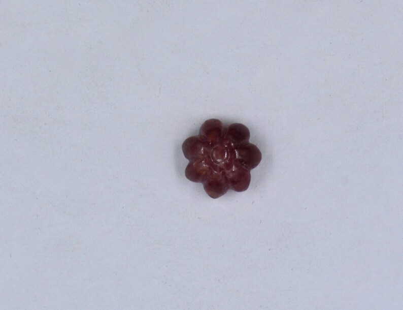 Best 9.11 Cts Old Mines NATURAL RUBY Carved Flower Gemstone For DESIGNING image 5