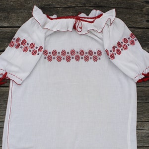 Vintage Hungarian White and red Blouse handembroidered, Peasant blouse, richly cross stich peasant blouse, embroidered blouse, Hungarian image 1