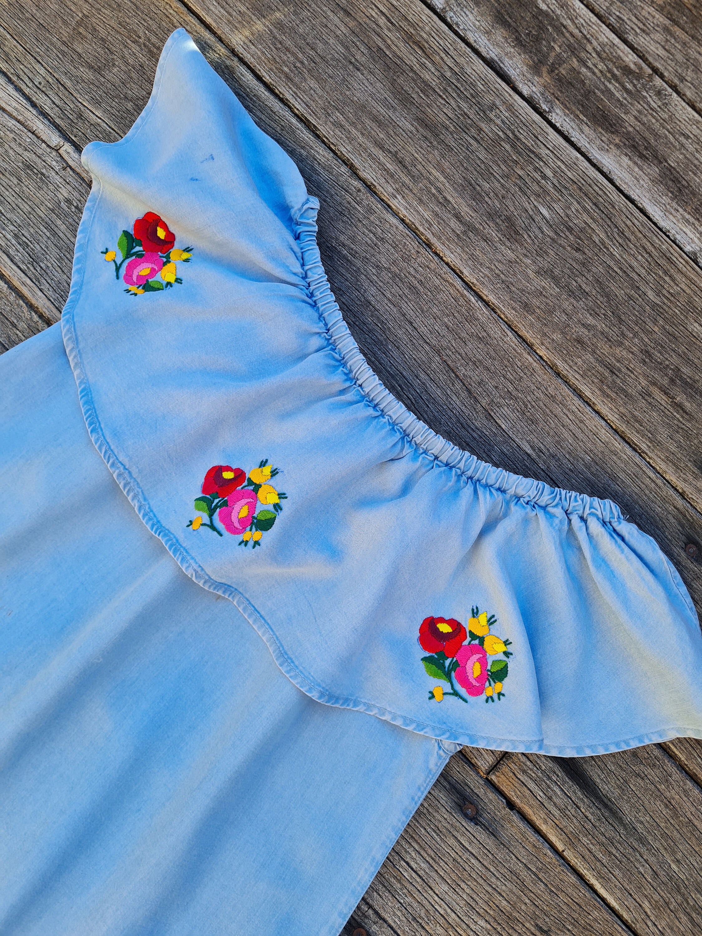 Hungarian handemboidered Kalocsa handmade Wearable Jeans, Jean dress, Denim dress, hand embroidered Jeans, Hungarian embroidery