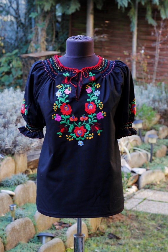 Hungarian Black Blouse Floral handembroidered, Pea