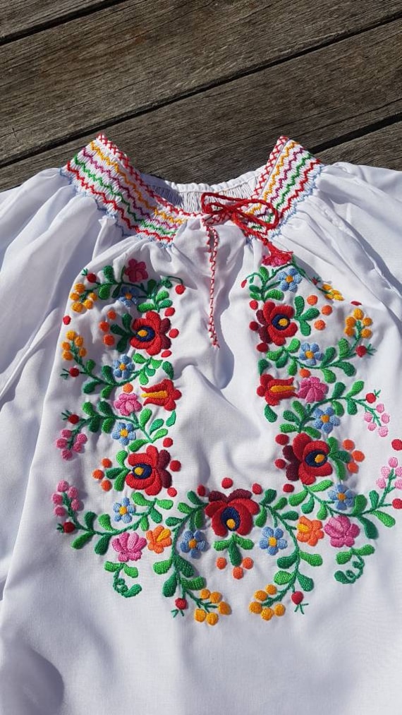 Hungarian Blouse Floral handembroidered, Peasant