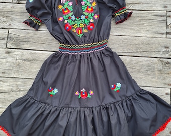 Hungarian hand embroidered and hand smocked dress S/XS size . Hungarian black  folk hand embroidered cotton dress