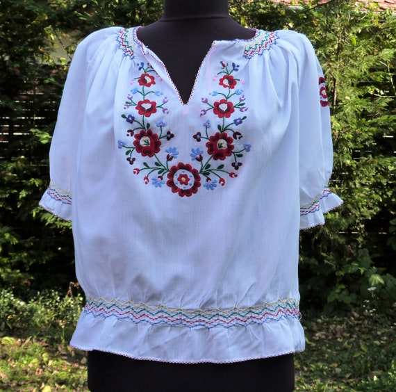 Vintage Hungarian White Blouse Floral handembroid
