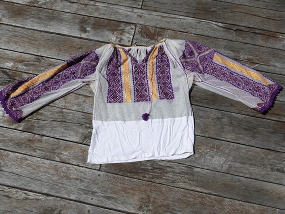 Transylvanian antique White Blouse Floral handemb