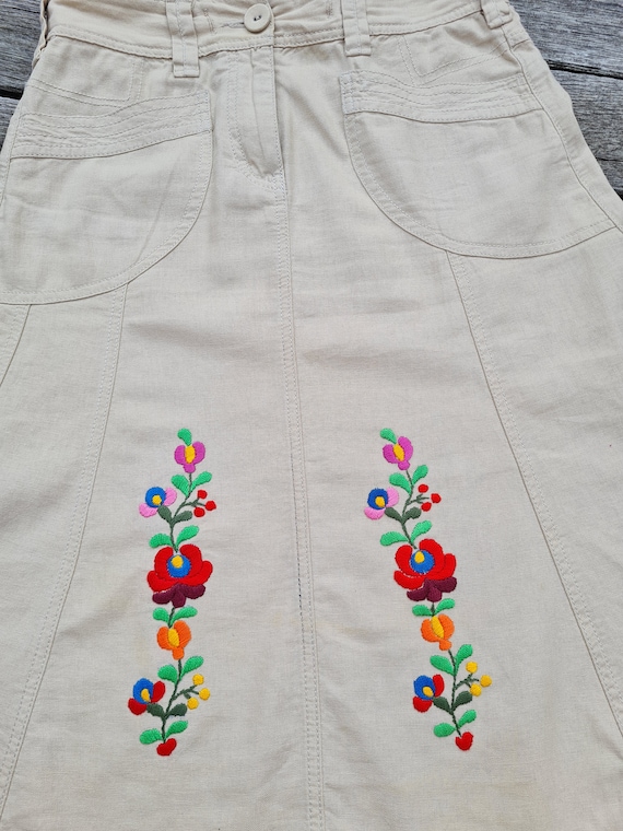 Hungarian vintage embroidery skirt