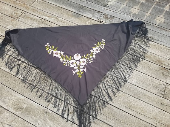 Vintage Shawl Hungarian Hand Embroidered, White Fl