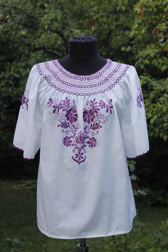 Vintage Hungarian Blouse Floral handembroidered, P