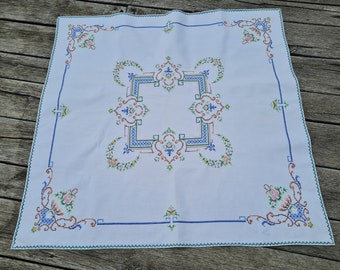 Antique hand embroidery cotton tablecloth cross stitch floral tablecloth amazing Floral embroidery hand embroidered Flowers