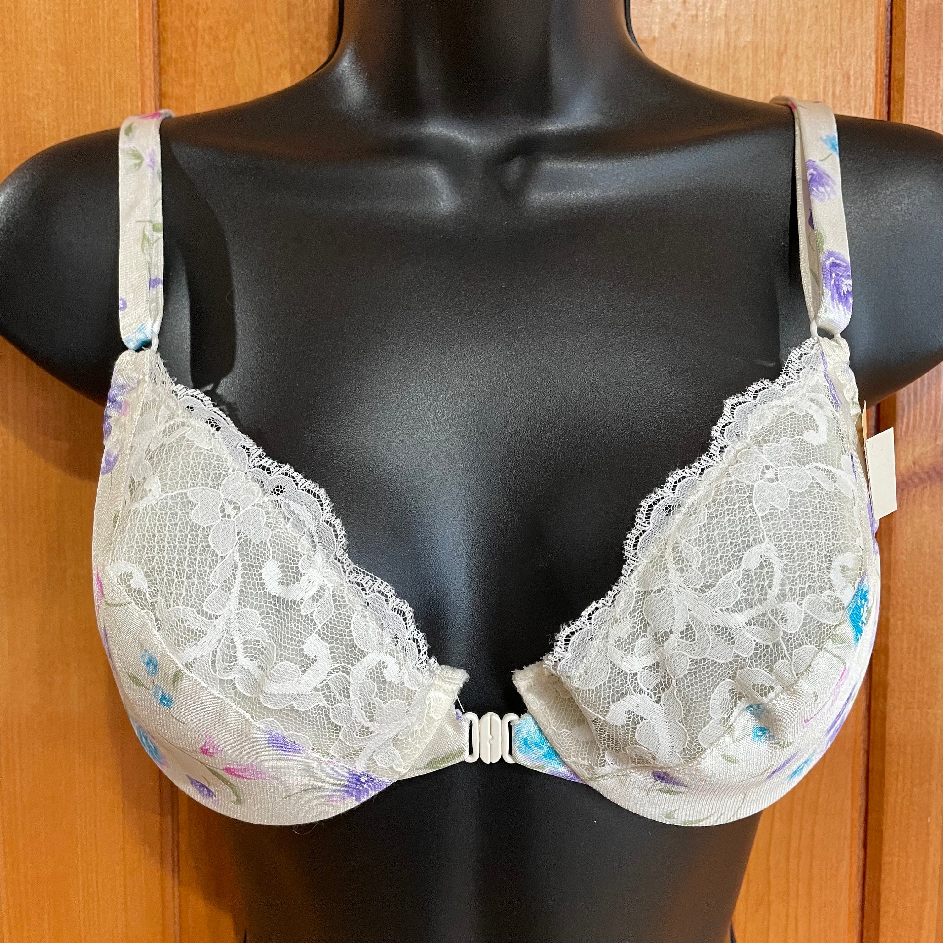 1980s Vintage White Lace Wire Free Unlined Bullet Bra NEW 