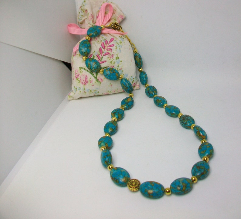 handmade 53 cm Turquoise and brass necklace