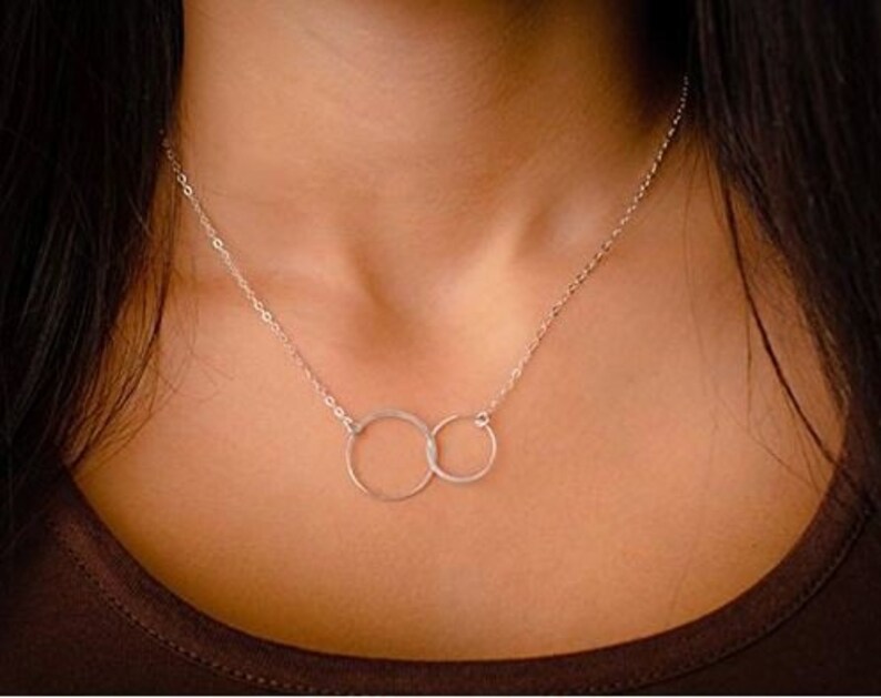 Daughter Wedding Gift Mother Daughter Jewelry Gift Mother Necklace Meaningful Interlocking Necklace for Daughter Graduation Birthday