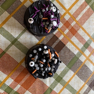 Halloween Chocolate Covered Oreos image 4