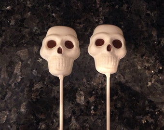 Halloween Chocolate Skull Lollipops