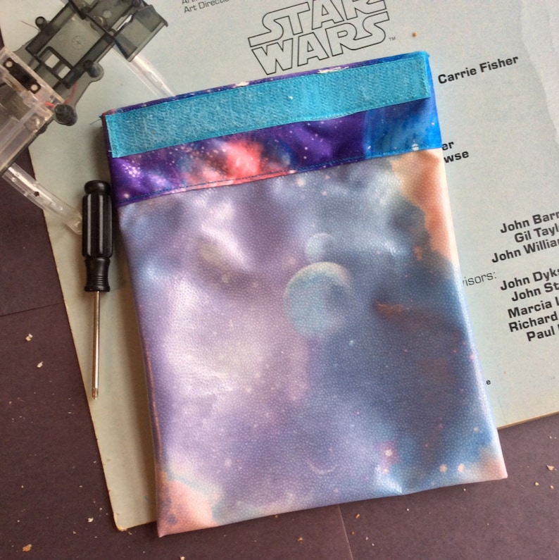 Eco-Friendly Three Sizes Reuseable Snack Bag Kid Friendly Single Layer Blue Galaxy Pattern Easy Care