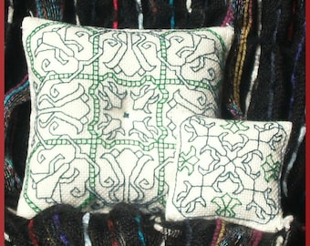 Columbines - a Small Fancies Counted Blackwork-ontwerppatroon (HANDWERK) van Practical Blackwork