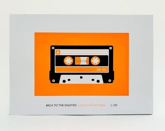 Serigrafia effetto cassetta retrò – Nero e arancione fluo, formato A4, stampa su carta mixtape (edizione limitata)