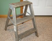 vintage wood ladder,small step ladder,stool,photography prop,plant stand,step stool,folding ladder,cottage decor,garden decor,display shelf