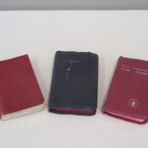 3 New Testament Bibles,vest pocket New Testament,small Bible,King James Version New Testament,National Edition New Testament,Bible Collector