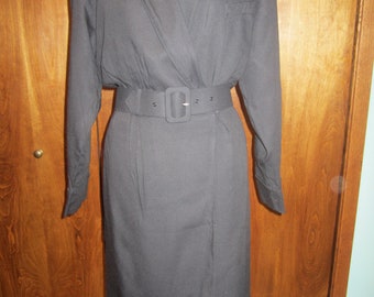 Black size 10 dress,black wrap dress,1980 fashion,padded shoulders black dress,long sleeve black dress,short tailored black dress