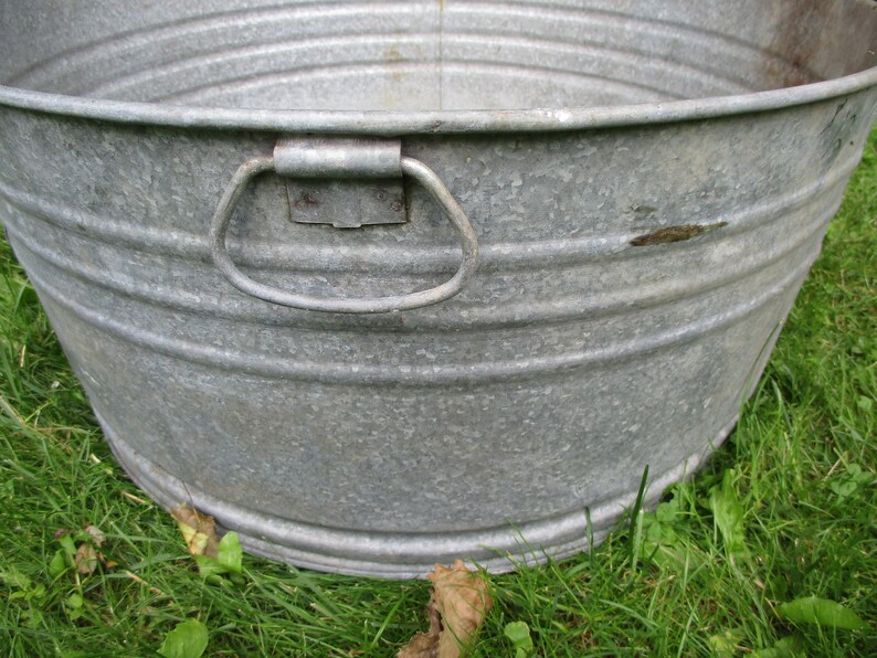 Large Galvanized Round Tubvintage 2 Galvanized Wash Etsy