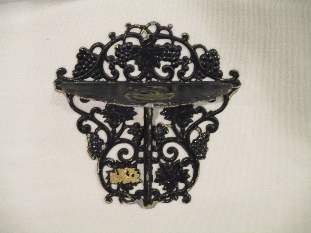Cast Iron Wall Shelf,knick Knack Shelf,grapevine Cast Iron Shelf,curio