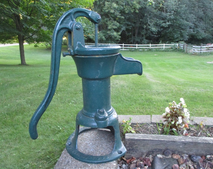 Antique Hand Pump,old Water Pump,pitcher Pump,nelson Bros Cast Iron