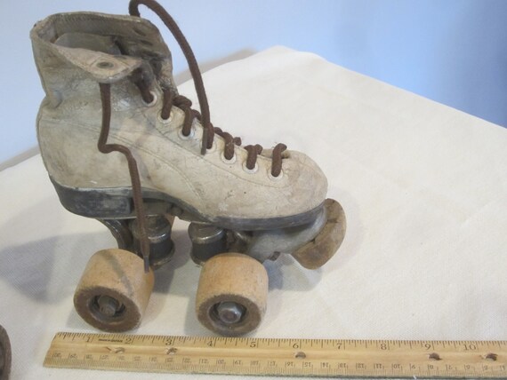 vintage child roller skates,little child roller s… - image 3