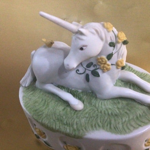 Unicorn Music Box Vintage by Schmid Unicorn  Flowers 1984 Musical Collectibles Gordon Fraser