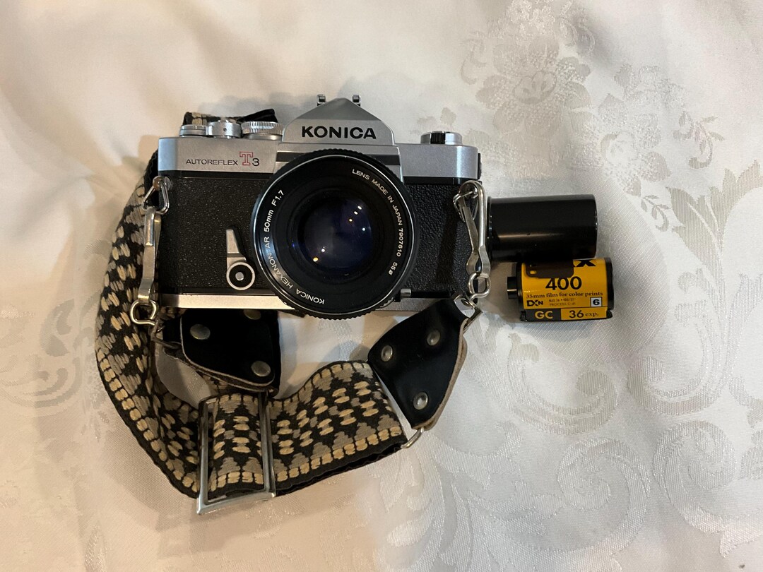 Konica Autoreflex T3 Black SLR W/hexanon AR 50mm F/1.7 F W
