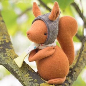 PDF Pattern - 'Thrift' - Felt Squirrel Softie - Instant Digital Download - Plush Children's Toy