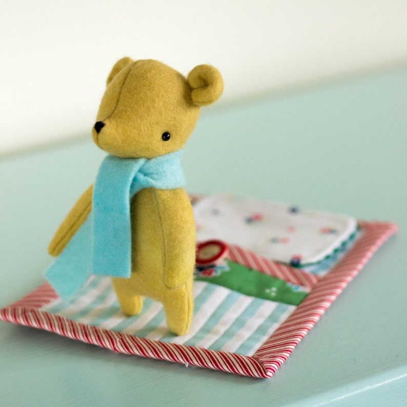 PDF Pattern  'Goodnight Little Bear'  Felt Bear image 0