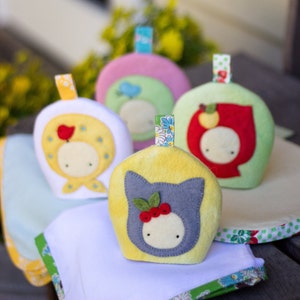 PDF Pattern - &#39;Warm as Toast&#39; - Felt Egg Cosies and Linen Napkins  - Instant Digital Download - Plush