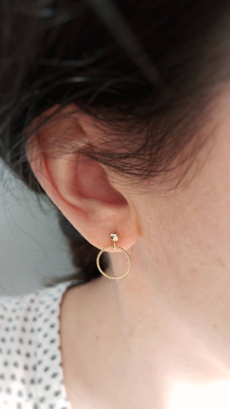 Modern gold earrings Gold loop earrings Minimalist gold filled earrings Hoop earrings Gold pendant ring earrings Gold earrings pease