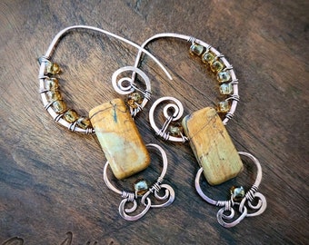 Stone Hinged Spiral Half Hoops