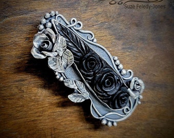 Roses Are Black, Brooch, Pin