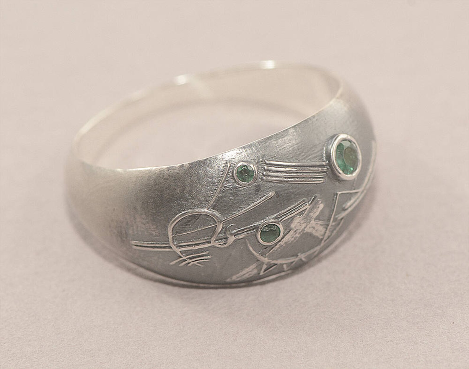 Kandinsky Rings Kandinsky Abstract Art Ring in Silver and Emeralds - Etsy
