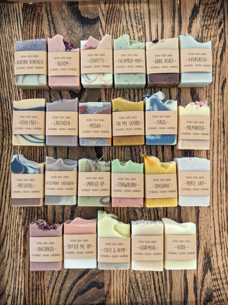 Personalized Gift Set of 8 Handmade Soap Bars Organic Zero Waste Gift Box, Eco-Friendly Aromatherapy Gift, Natural Wellness Care Package Custom - leave note