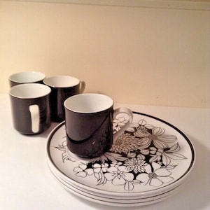 Cera Stone Snack Sets Service Of 4 Japan Bouquet Black White Jonas Roberts Cup and plate set