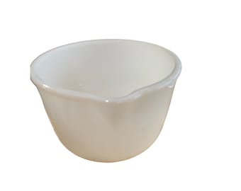 Fire King Ware Sunbeam White Milk Glass Mixing Bowl Pour Spout 6.5