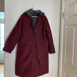 Lands End Womens Sz M 10 12 Burgundy Hooded Parka Coat Winter Jacket Midi Vintage Warm, Drawstring Waist,