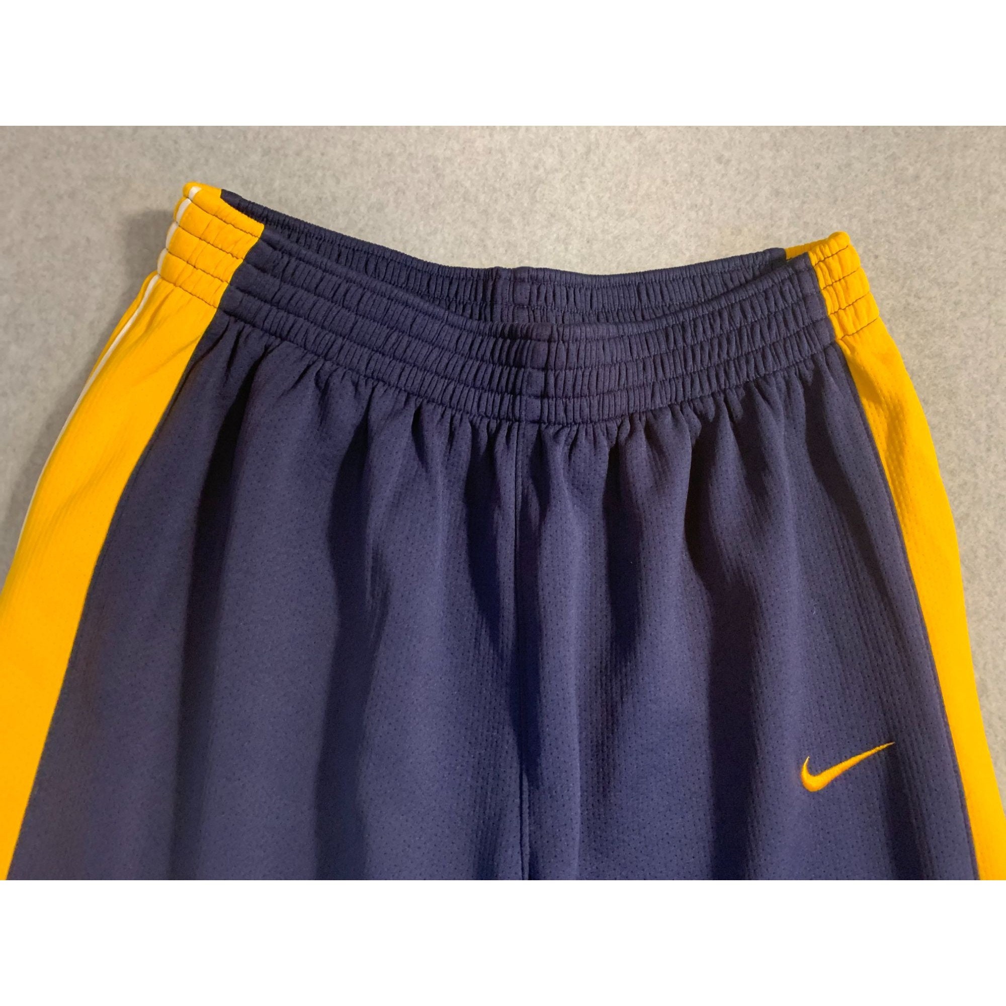 00s nike nylon set up XLサイズ ネイビー 00s ナイキ ネイビー ナイロンジャケット XLサイズ Y2Kテック